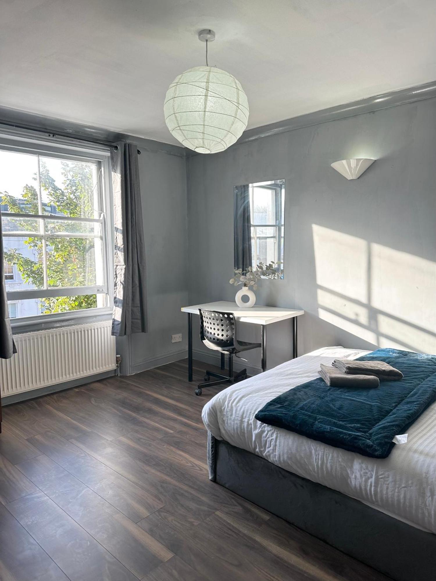 Luxury Room In A 4 Bedroom Flat! 4 Minutes Walk To Kingscross, St Pancras 런던 외부 사진